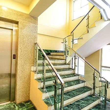 כלכותה Fabhotel Stay Inn International - Nr Sealdah Station מראה חיצוני תמונה