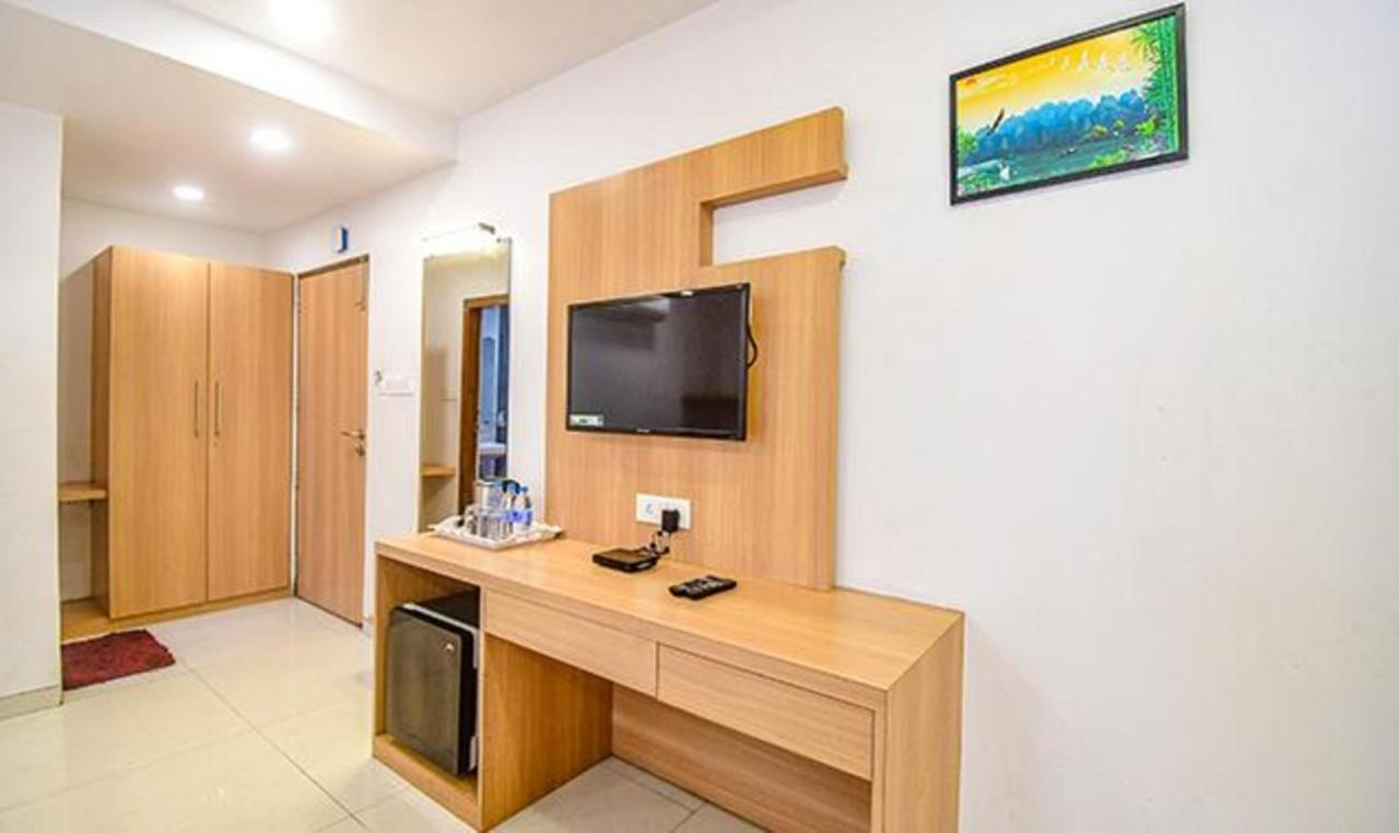 כלכותה Fabhotel Stay Inn International - Nr Sealdah Station מראה חיצוני תמונה