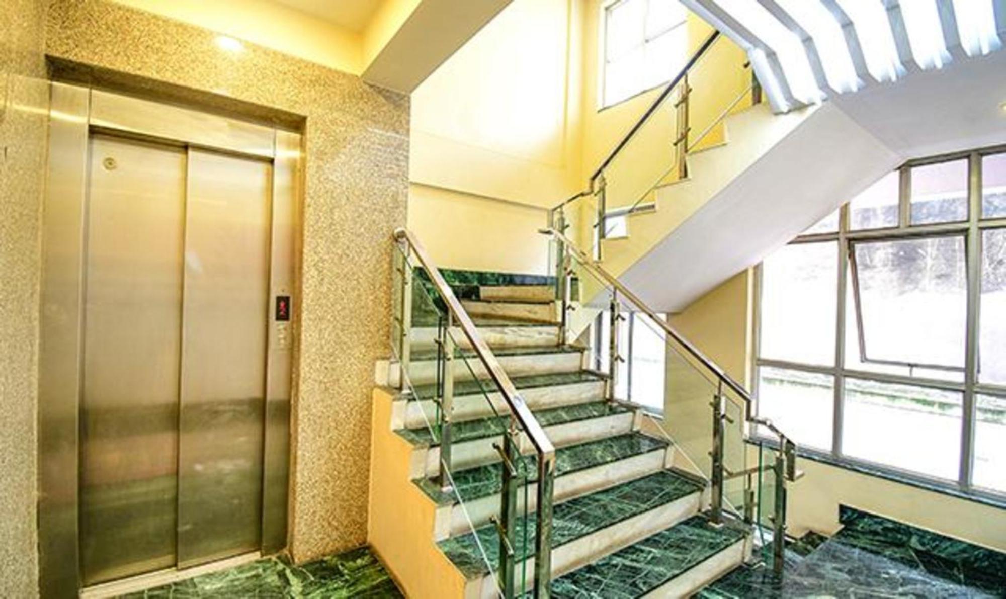 כלכותה Fabhotel Stay Inn International - Nr Sealdah Station מראה חיצוני תמונה